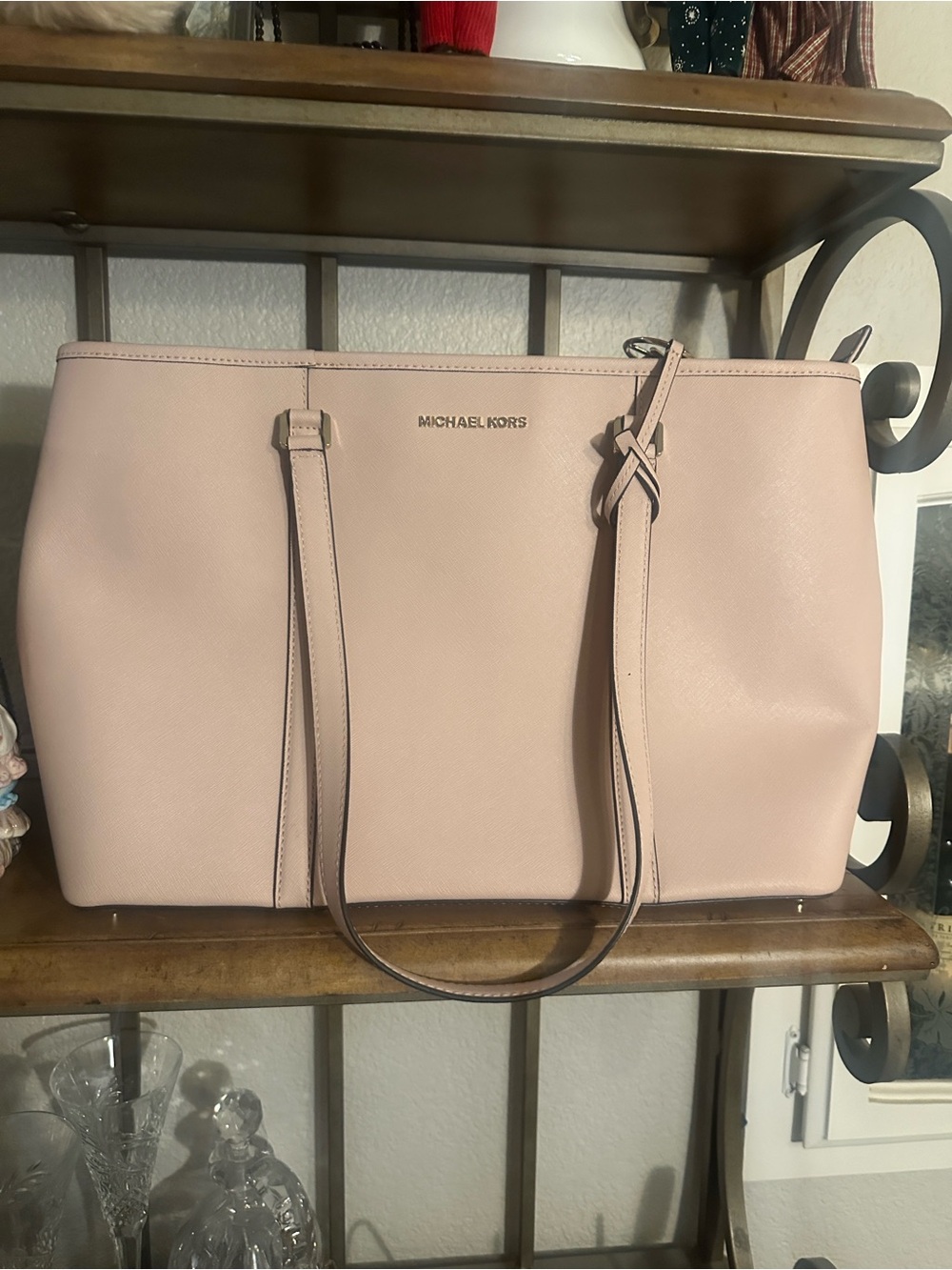 New! Michael Kors Blush Leather Large Tote with Gold Logo